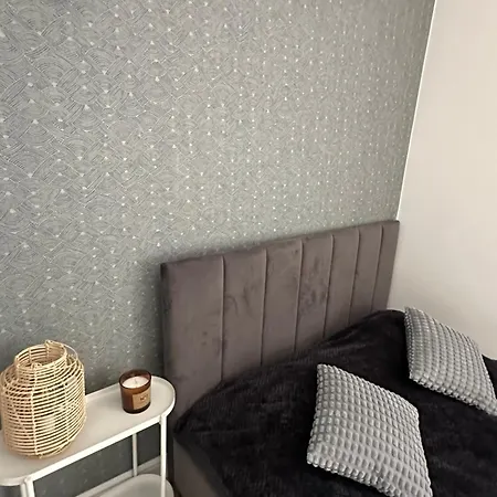 Fiszera No 5 Apartman