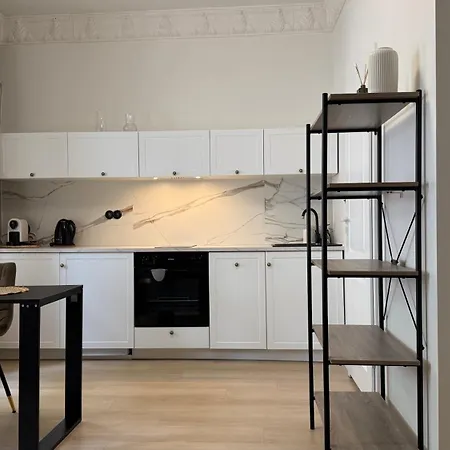 Fiszera No 5 Apartment *